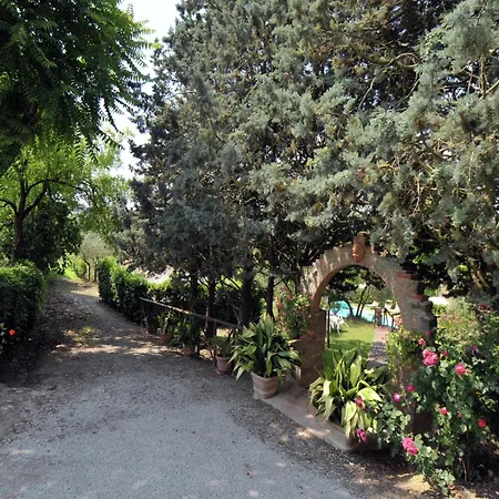 בית נופש Belvilla By Oyo Casale Le Capanne