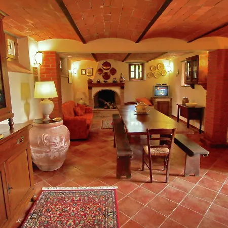 Holiday home Belvilla By Oyo Casale Le Capanne *